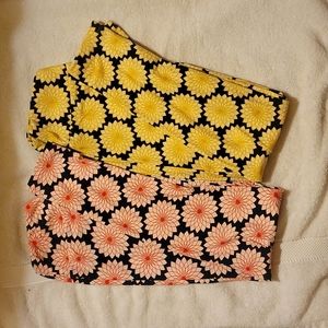 Lularoe leggings 2 pairs